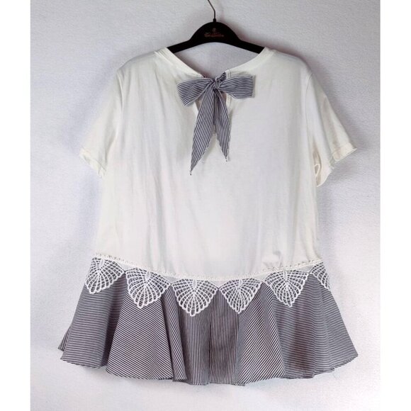 Shein Blouse Ruffel & Lace Edging Flair Cotton Cottage Preppy Bow in Back - Picture 2 of 9